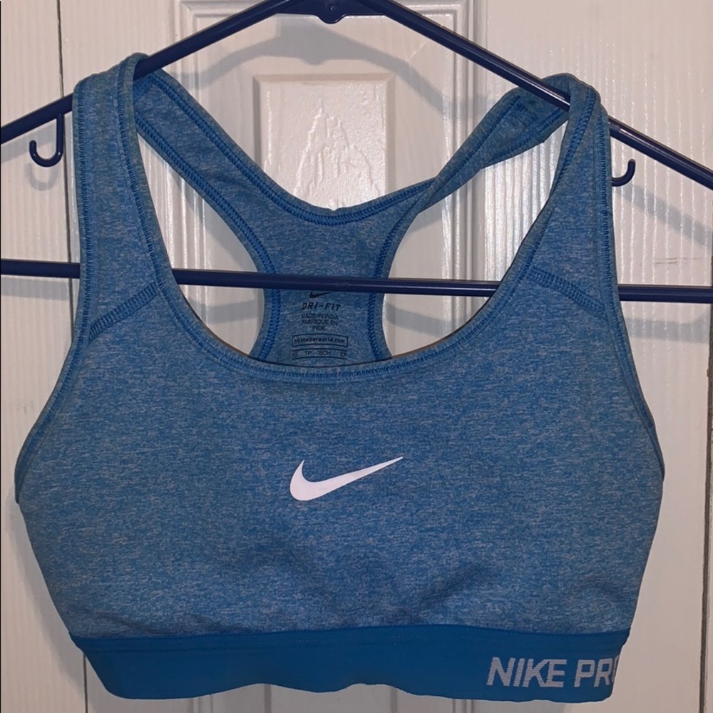 Nike Pro Sports Bra